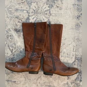 Born boots size 7.5